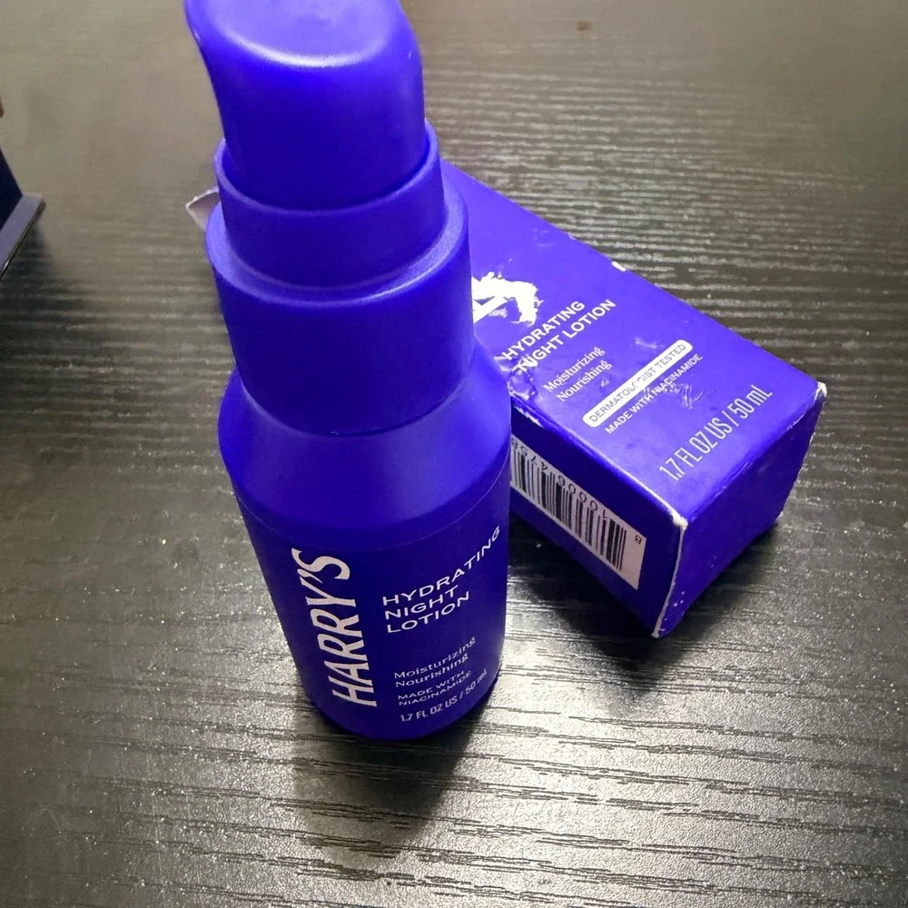 Harrys Hydrating Night Lotion Mens Face Moisturizer with Niacinamide 1.7oz 50ml